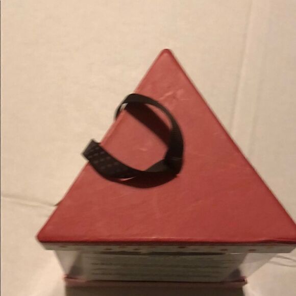 3/$15 Beauty sampler set - Picture 4 of 5